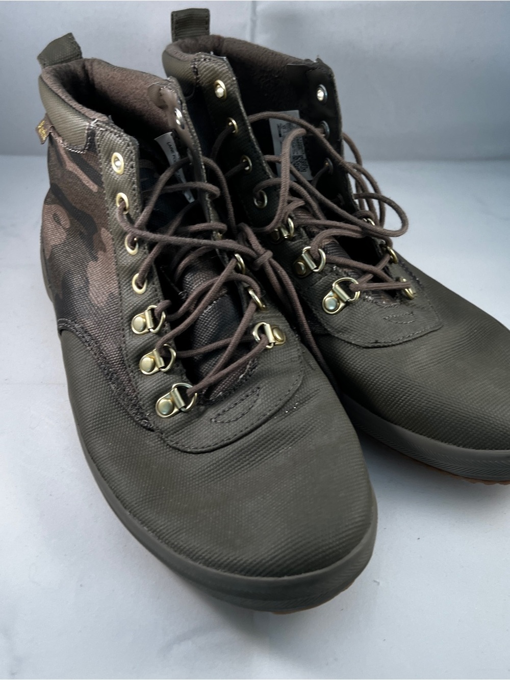 Keds Women’s size 8.5 Olive Green & Brown Camo High-Top Lace-Up Boots